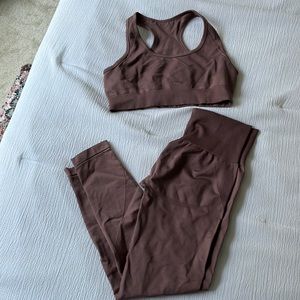Matching workout set in brownish purplish color